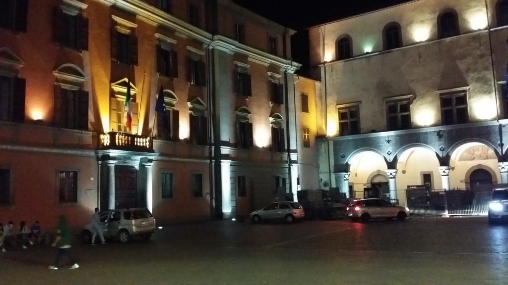 Appartamento Cavour Viterbo Exterior foto